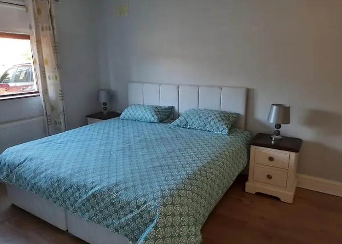 Peggy's Place * Swinford